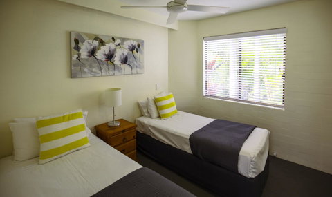 Ocean Breeze Resort - Tourism Guide 8