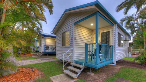 Alex Beach Cabins And Tourist Park - Tourism Guide 35