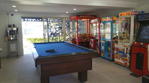 Alex Beach Cabins And Tourist Park - Tourism Guide 14