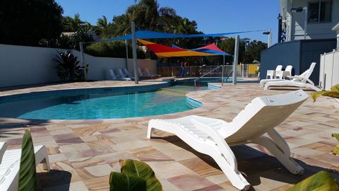 Alex Beach Cabins And Tourist Park - Tourism Guide 17