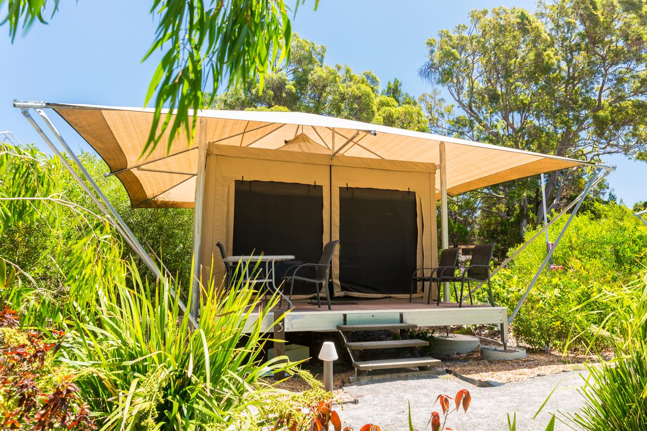 Bulwer QLD Travel Search