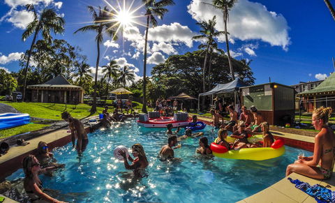 Nomads Airlie Beach - Travel Search 15
