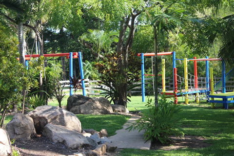 Amaroo On Mandalay, Magnetic Island - Tourism Guide 36