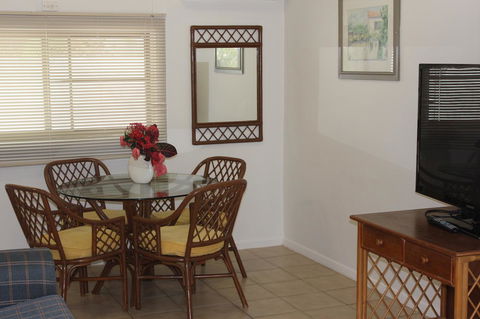 Amaroo On Mandalay, Magnetic Island - Tourism Guide 20