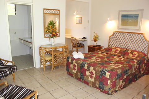 Amaroo On Mandalay, Magnetic Island - Tourism Guide 17
