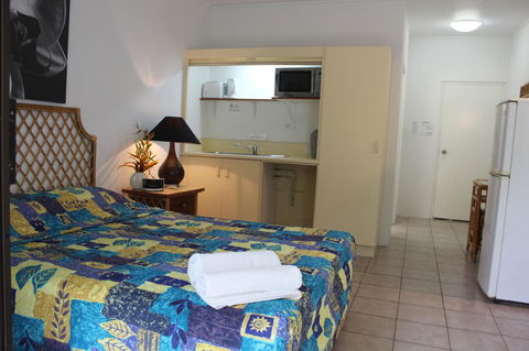 Amaroo On Mandalay, Magnetic Island - Tourism Guide 0