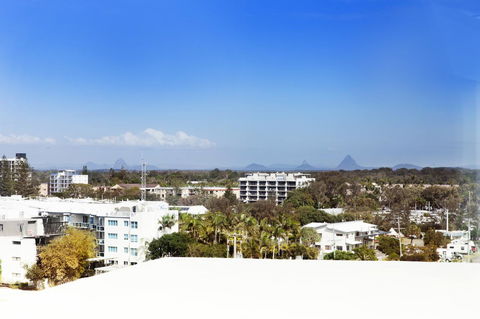 Ocean Views Resort Caloundra - Cruises Travel 7