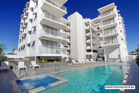 Ocean Views Resort Caloundra - Cruises Travel 3
