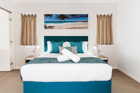 Ocean Views Resort Caloundra - Cruises Travel 35
