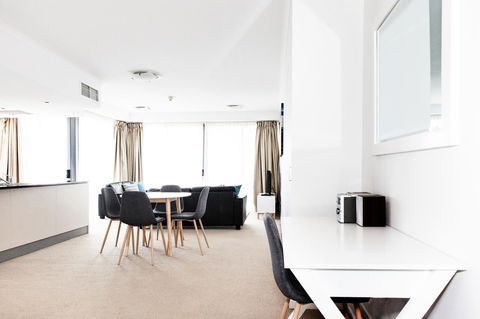 Ocean Views Resort Caloundra - Cruises Travel 41
