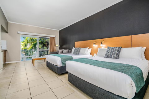Hotel Grand Chancellor Palm Cove - Travel Search 6