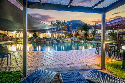 Hotel Grand Chancellor Palm Cove - Travel Search 0