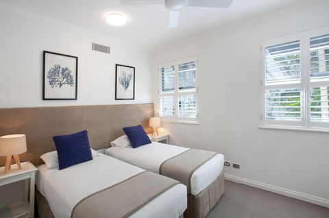 Emerald Noosa - Tourism Guide 29