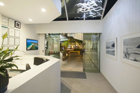 Emerald Noosa - Tourism Guide 4