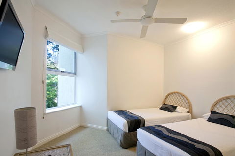 Emerald Noosa - Tourism Guide 20