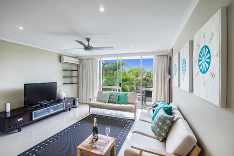 Noosa Harbour Resort - Tourism Guide 14