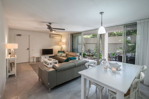Noosa Harbour Resort - Tourism Guide 16
