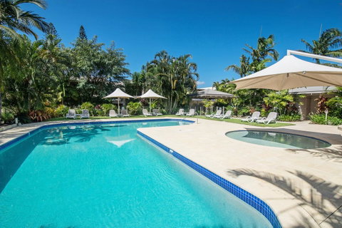 Noosa Harbour Resort - Tourism Guide 0