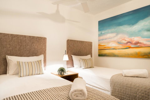 Noosa Hill Resort - Tourism Guide 11