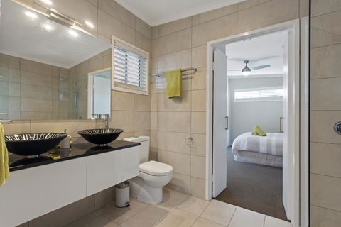 Pandanus Spa Cottage - Travel Search 4