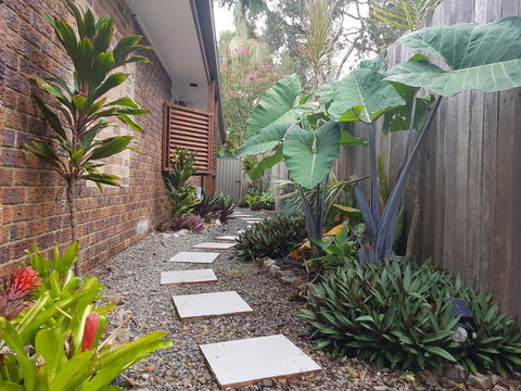 Pandanus Spa Cottage - Travel Search 7