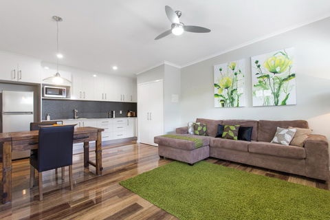 Pandanus Spa Cottage - Travel Search 10
