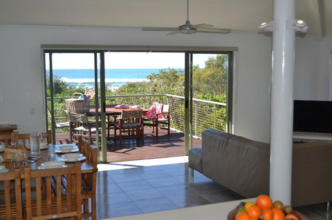 The Retreat Beach Houses - Travel Search 7