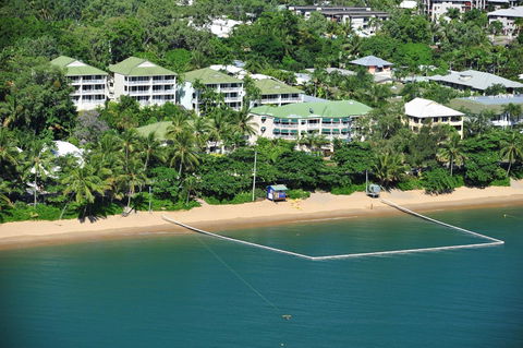 On The Beach Apartments - Cruises Travel 0