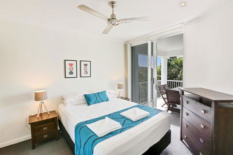 On The Beach Apartments - Cruises Travel 2