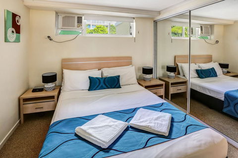 On The Beach Apartments - Cruises Travel 8