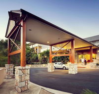 Mercure Clear Mountain Lodge - Tourism Guide