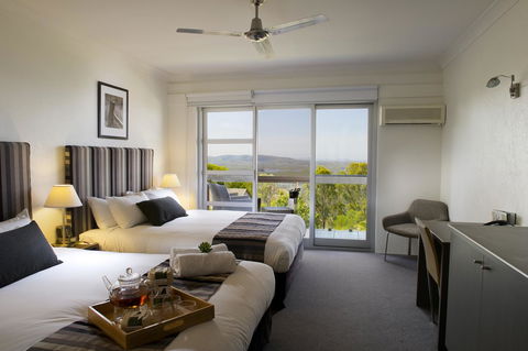 Mercure Clear Mountain Lodge - Tourism Guide 6