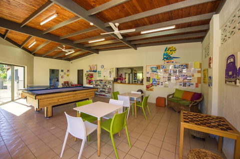 Island Leisure Resort - Tourism Guide 12
