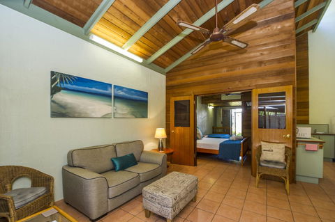 Island Leisure Resort - Tourism Guide 16