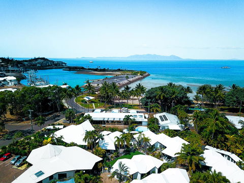 Island Leisure Resort - Tourism Guide 10