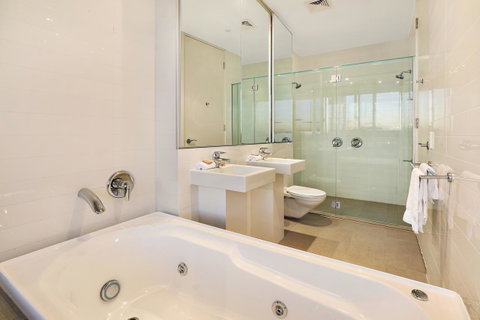 The Rise Noosa - Tourism Guide 11