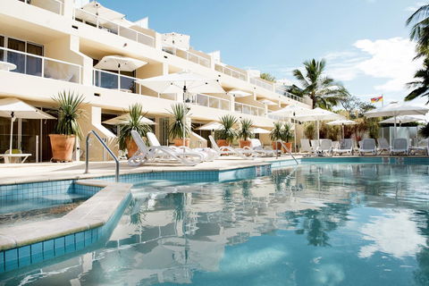 Netanya Noosa Beachfront Resort - Travel Search 2