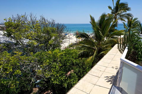 Netanya Noosa Beachfront Resort - Travel Search 36