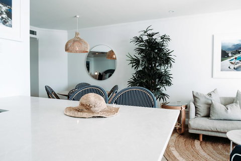 Tingirana Noosa - Travel Agents 13