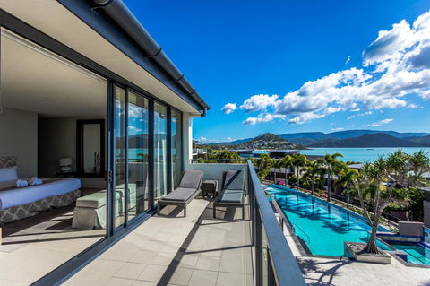 Mirage Whitsundays - Travel Search 3