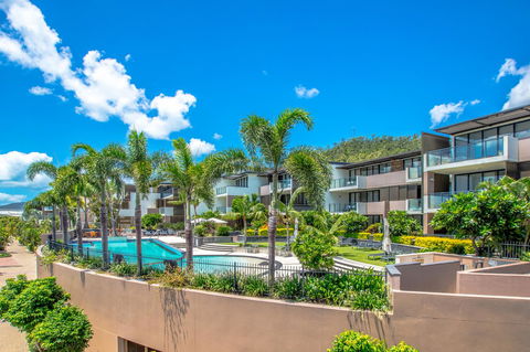 Mirage Whitsundays - Travel Search 32