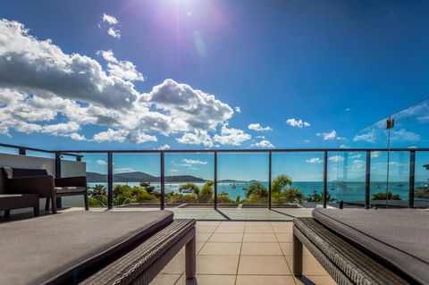 Mirage Whitsundays - Travel Search 21