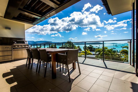 Mirage Whitsundays - Travel Search 14