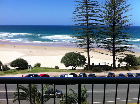 Coolum Caprice - Travel Search 28