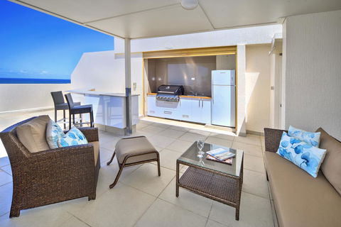 Coolum Caprice - Travel Search 20