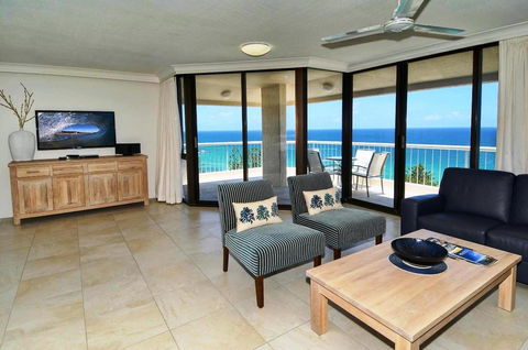 Coolum Caprice - Travel Search 32