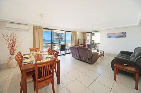 Coolum Caprice - Travel Search 7