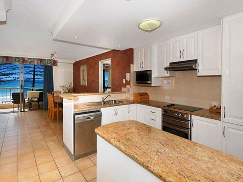 Coolum Caprice - Travel Search 30