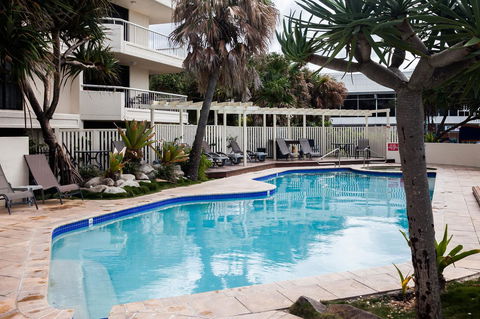Coolum Caprice - Travel Search 16