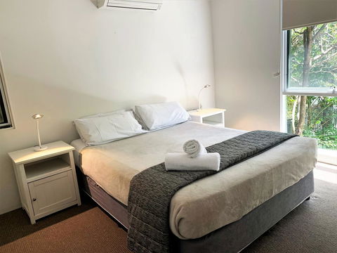 The Hastings Beach Houses - Tourism Guide 4